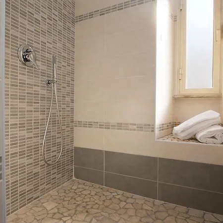 Malkavacanze Testaccio Apartament